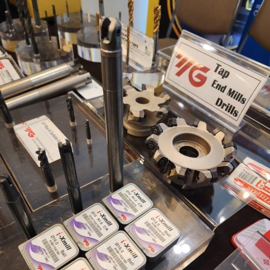 บริษัทขายเม็ดมีดกลึง